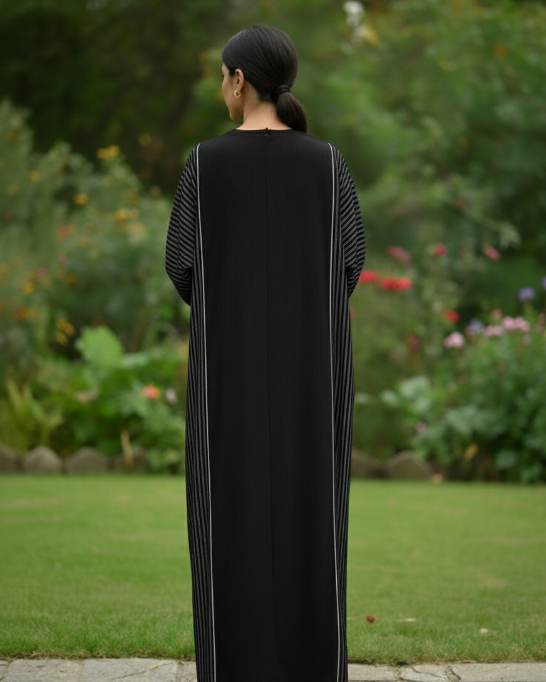 Silver Black Abaya Set