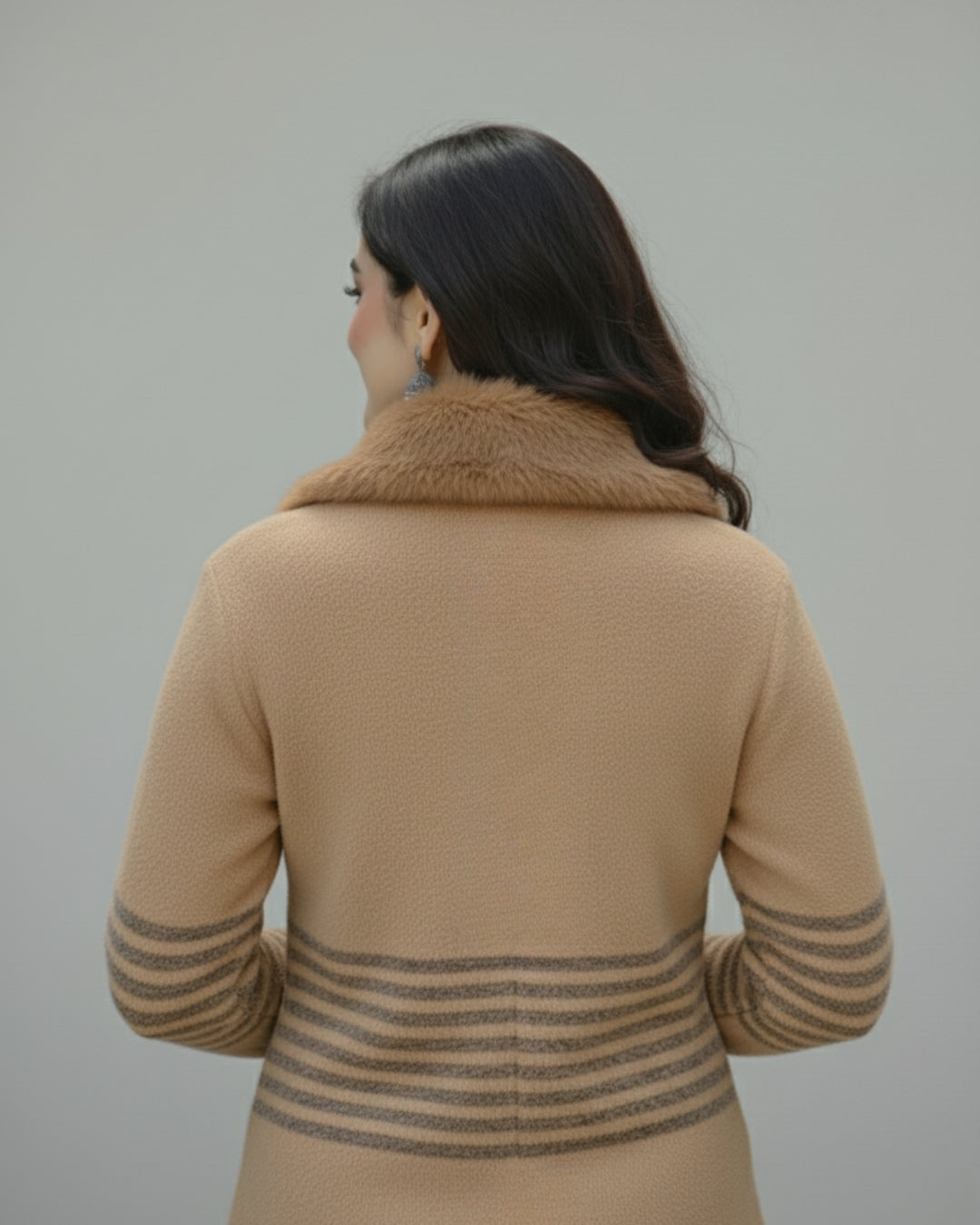 Camel Beige Fur-Collar Knit Zip-Up