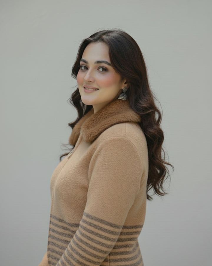 Camel Beige Fur-Collar Knit Zip-Up