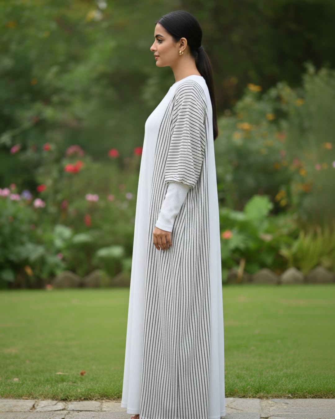 Snow Haven Abaya Set